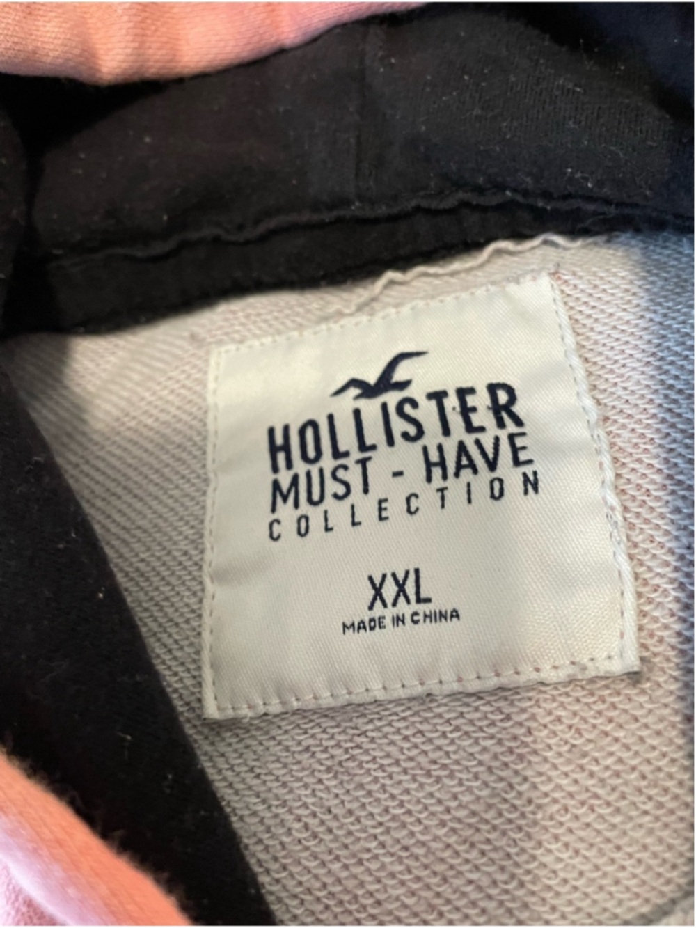Hollister Signed Script Tie-Dye Hoodie must have collection - Picture 3 of 5